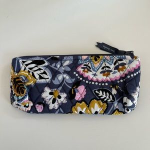 Vera Bradley Brush & Pencil Case NWOT in Charmont Meadow
